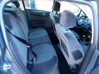 Citroën C4 1,6 16V-HNED ODJÍŽDÍTE - 11