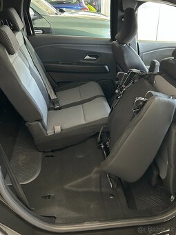 Dacia Jogger Extreme TCe 110 - 7 míst - 11