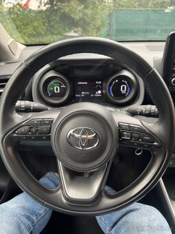 Toyota Yaris 1.5 hybrid 96kw - 11
