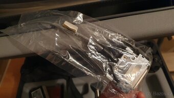 Bruel Kjaer měřící technika a tiskárna - 11