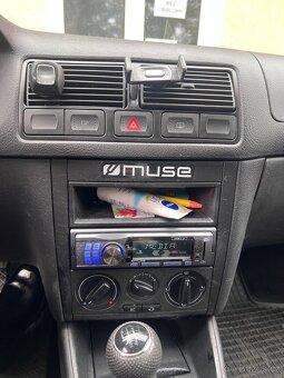 Golf IV. 1.4 - 55kw - benzin - 11