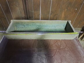 Kamenný šrotovník na obilí, umyvadlo ČKD , krmítko - 11