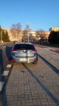 Toyota auris 1.2 turbo - 11