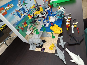 LEGO Divers 1782 Discovery Station +návod - 11