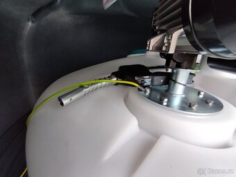 Nádrž na naftu 2500L - 11