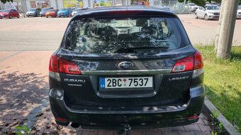 Subaru Legacy Kombi V - 11
