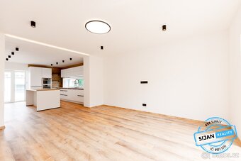 Prodej domu v Ostravě, ev.č. 00595 - 11