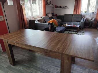 Jídelní rozkládací stůl+4 židle - 11