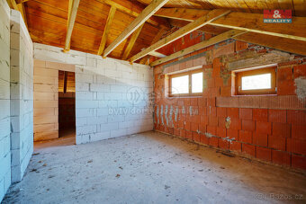 Prodej pozemku k bydlení, 906 m², Plzeň, ul. Meduňková - 11