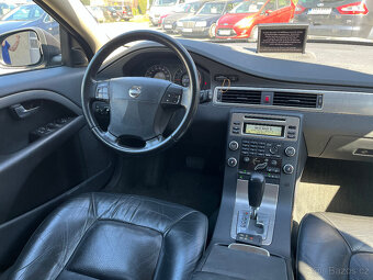 VOLVO  V 70  2,4 D5  120 Kw AUT.,TAŽNÉ NAVI - 11