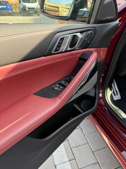 BMW X6 xDrive40d 2024 - 11