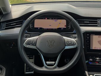 VW PASSAT ALLTRACK TOP 1.MAJ 2022 VIRTUAL KAMERA IQLIGHT - 11