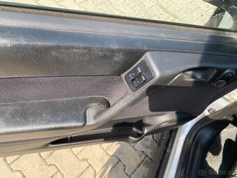 Opel Astra 1.6 16v - 11