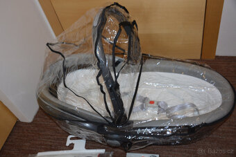 Prodám dětskou autosedačku  pro novorozence Römer Sleeper - 11