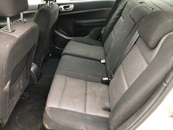 Prodám Peugeot 307 kombi 1,6 HDi - 11
