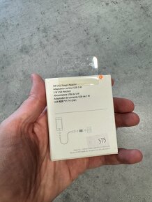 Originální Apple adaptér, kabel, sluchátka a další - 11