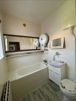 Prodej rodinného domu 76 m², pozemek 38 m² Krátká, Zlín - 11