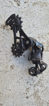 Přehazovače a páčky Sram, Shimano - 11