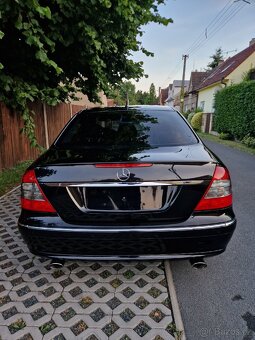 Mercedes-Benz E280
 STK: nová bude - 11