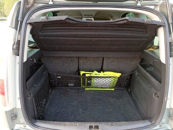 Škoda Roomster r.v 2011 - 11