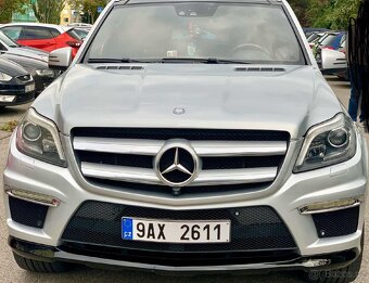 Mercedes - 11