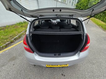 Hyundai i20 1.2 KLIMATIZACE - 11