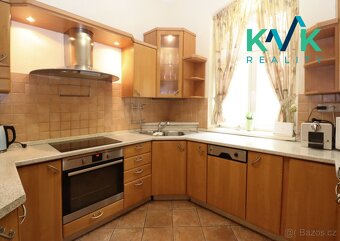 Lukrativní bydlení v Zahradní ulici v Karlových Varech - 11