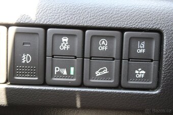 Suzuki Vitara 1,4 BOOSTERJET 4x4,ELEGANCE,2019 - 11