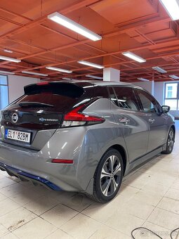 Nissan Leaf 40 kWh TEKNA - 11