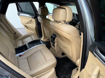 BMW X6 35d xDrive Garážované - 11