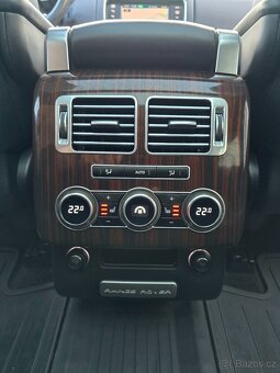 Land Rover Range Rover VOGUE 4,4 V8 250kW 4x4 /TAŽNÉ KAMERA - 11
