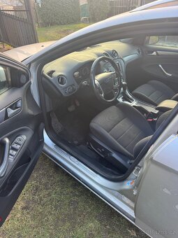 Ford Mondeo mk4 - 11