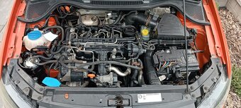 VW polo 6r 1.6 TDI díly - 11