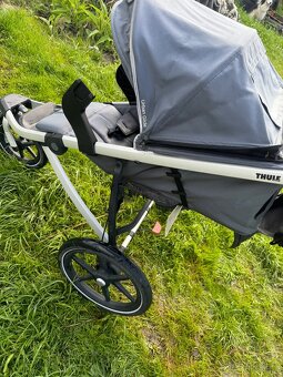 Thule Urban Glide 2 + CYBEX Aton 5 - 11