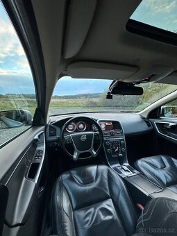 Volvo XC60 2.4 D5 AWD - 11