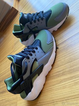 tenisky Nike Huarache Run 38.5 - 11