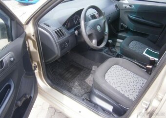 Škoda Fabia 1.4i 55kw,CZ,serviska benzín manuál 55 kw - 11
