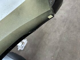 Levý přední blatník + nárazník Opel Astra L - 11