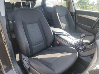 Hyundai i40 combi, 1.6GDi 99kw 67 000km - 11