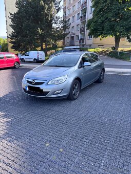 Opel Astra - 11