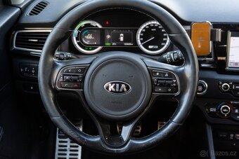 Kia Niro 1.6 GDi Hybrid DCT Platinum, 77 kW, A6 - 11