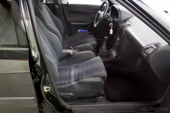 Mazda 323F BG GT - 11