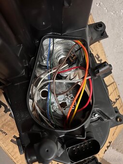 Světla Vw Caddy - 11