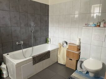 Pronájem bytu v přízemí RD 2+kk Ostašovice - 11