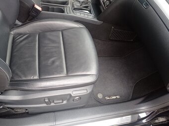 ŠKODA Superb 2 combi 2.0 TDI CR 103kW DSG NAVIGACE KRÁSNÝ. - 11