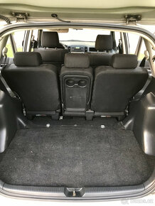 Toyota Corolla Verso 2,0 D4D 66kW,  2004 - 11