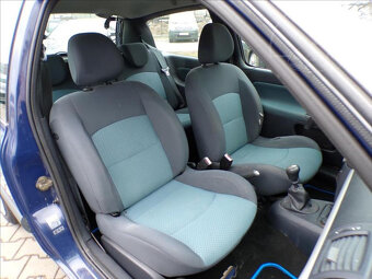Renault Clio 1,2 i - HNED ODJÍŽDÍTE - 11