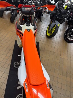 KTM 300 EXC TBI, r.v. 2024, naj.79Mth, 1.maj. ČR - 11
