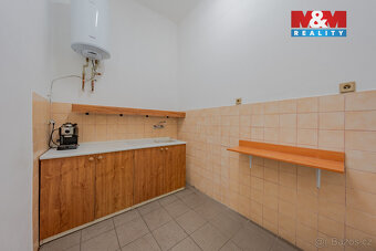 Prodej obchodního objektu, 200 m², Šarovy - 11