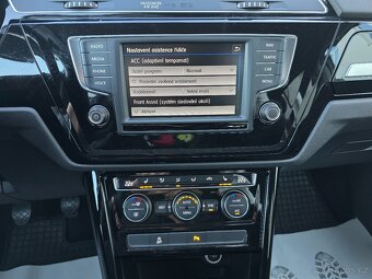 VW TOURAN HIGHLINE 1,6TDI 85kW KŮŽE+KAMERA+NAVI+ACC+LED DPH - 11